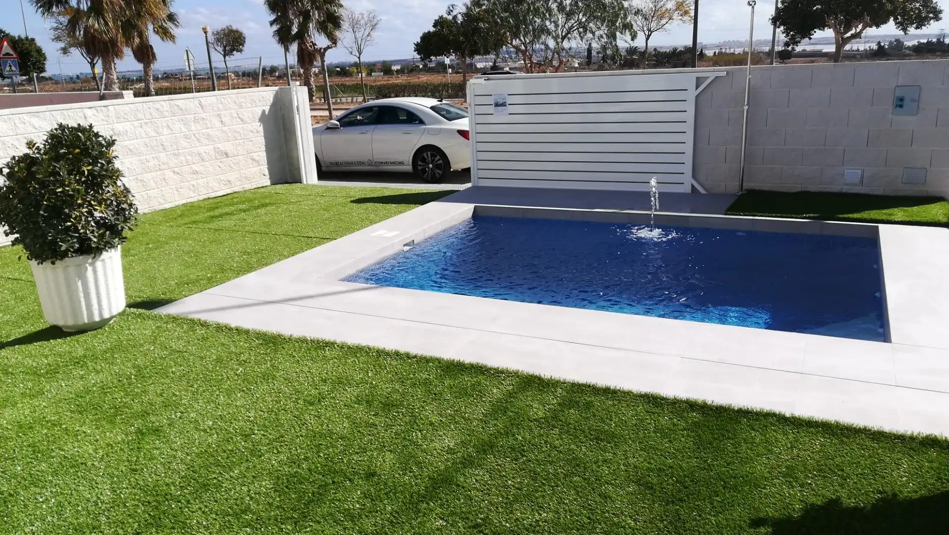 Chalet con piscina en venta en Los Montesinos, imagen 2