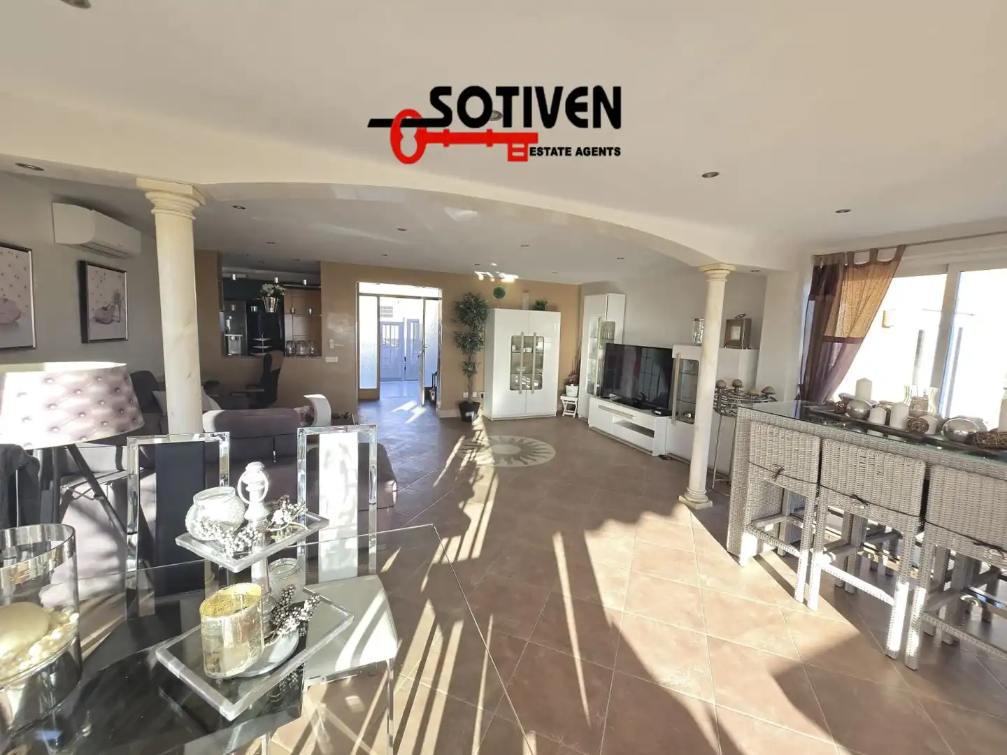 Chalet con piscina en alquiler en Costa Adeje, imagen 12