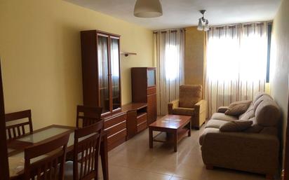 Sala d'estar de Pis en venda en Santovenia de Pisuerga amb Terrassa