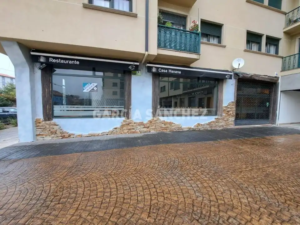 Commercial properties for rent in Boiro  with Furnished
