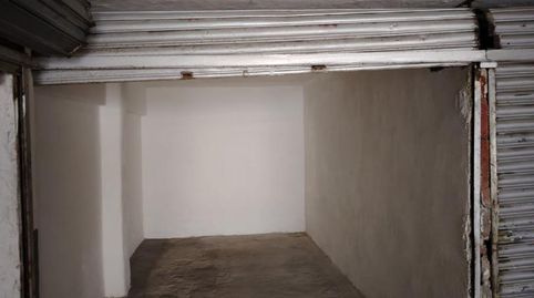Se venden parcelas de garaje al lado de la estación. La altura máxima de apertura de la puerta de acceso a las parcelas es de 1,75, immagine 2
