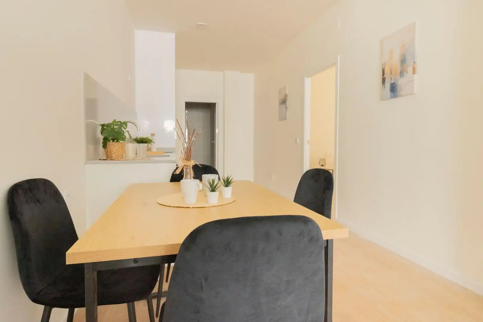 Flat for sale in Calle Calle Rosalía de Castro, 3 3, imagen 6