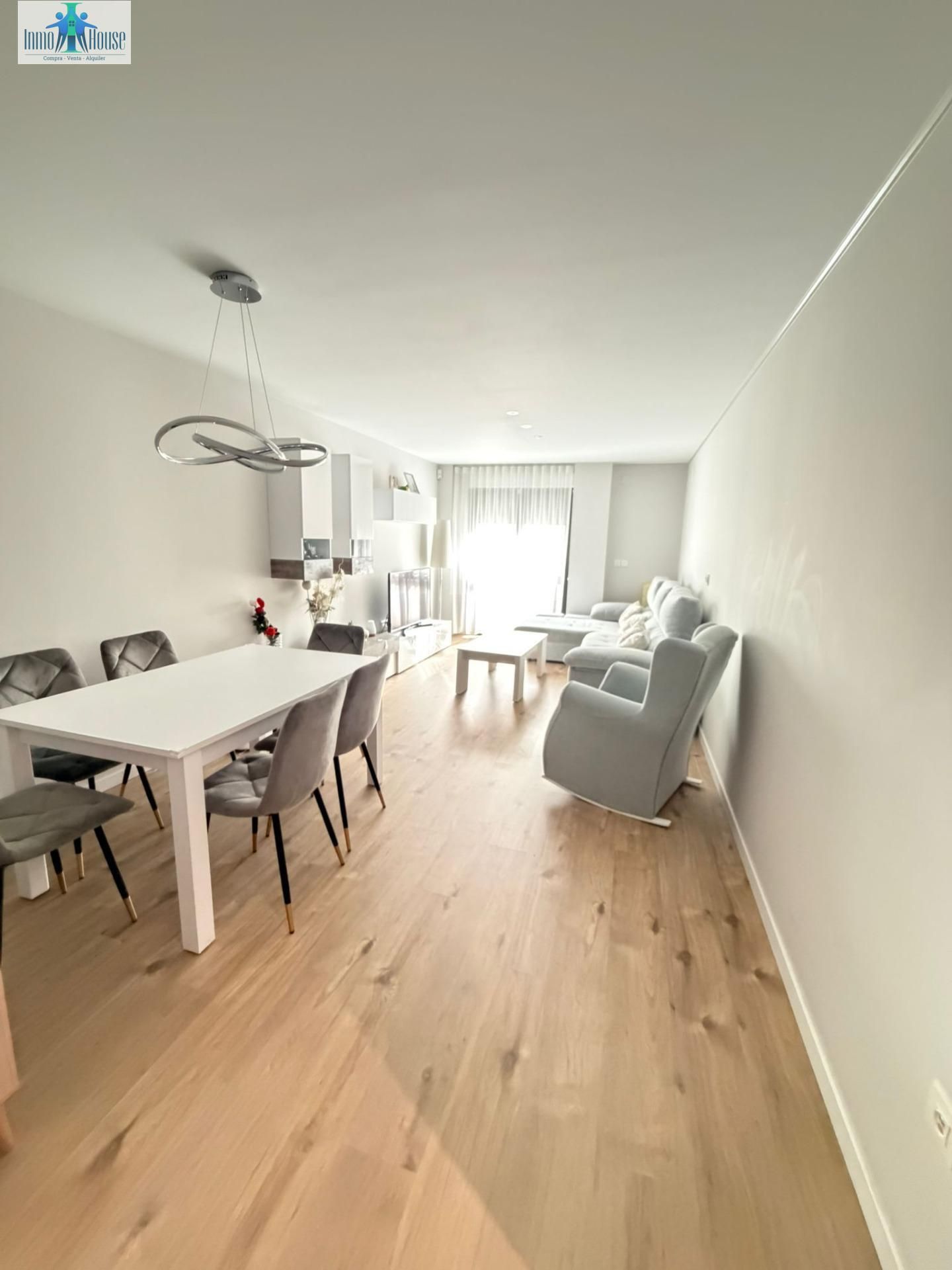 Sala d'estar de Pis en venda en  Albacete Capital amb Aire condicionat, Calefacció i Traster