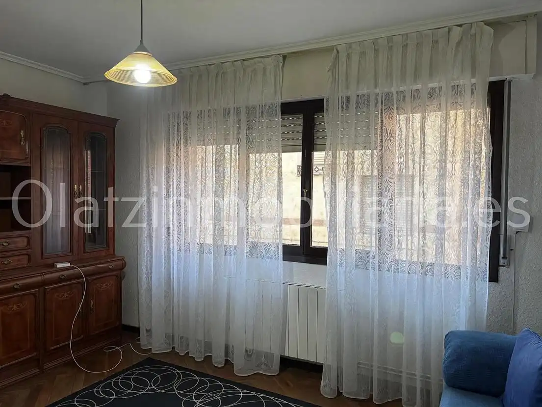 Wohnzimmer von Wohnung zum Verkauf in Balmaseda mit Heizung, Terrasse und Abstellraum