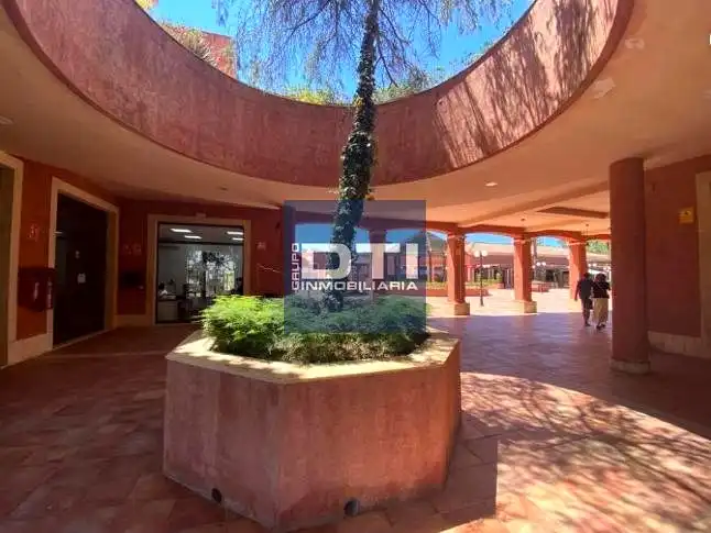 Local comercial en venta en Paseo del Golf 11, imagen 7