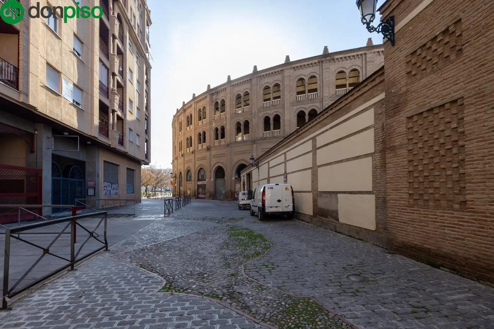 Exterior view of Flat for sale in Granada  with Terrace and Balcony