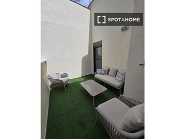 Wohnung mit Balkon zur Miete in Tetuán