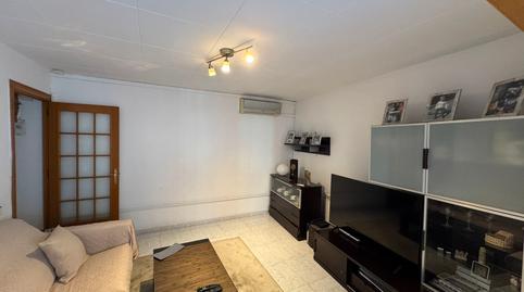 Foto 4 de Dúplex en venta en Carrer Simó Piera, Llefià, Barcelona