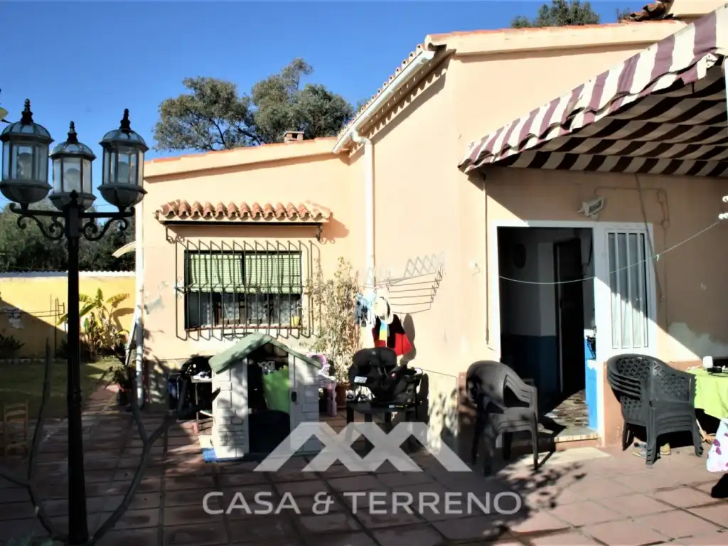 Commercial properties for sale in Benajarafe