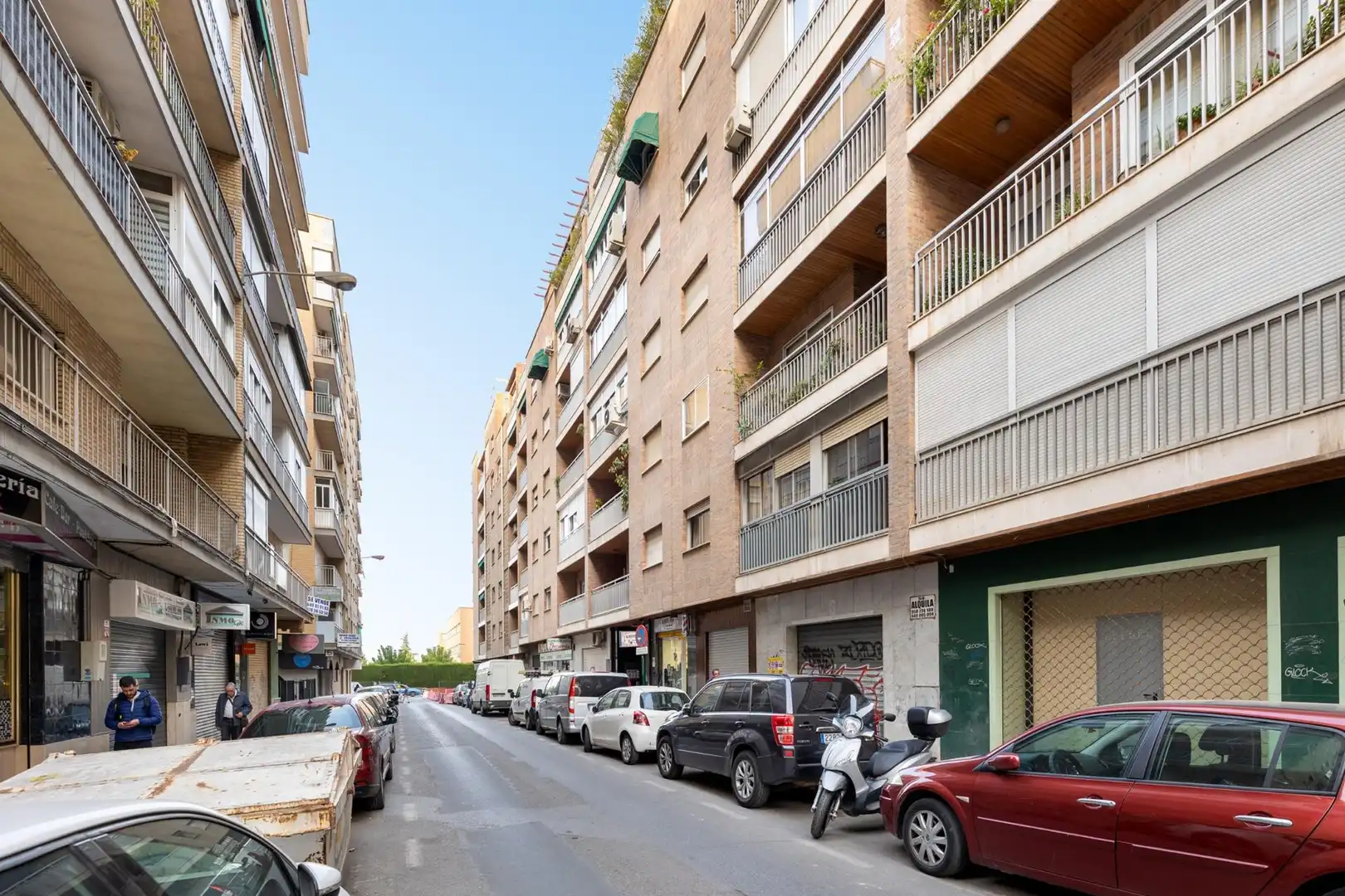 Vista exterior de Pis en venda en Granada amb Calefacció