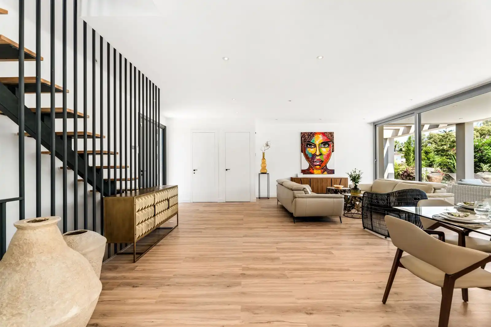 Chalet con piscina en venta en Avenida Marqués del Duero 82, imagen 3