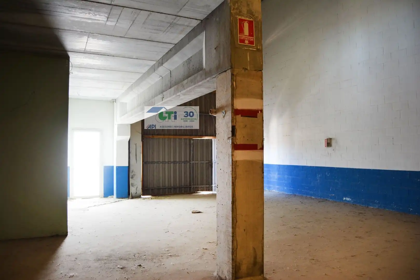 Industrial buildings for rent in La Puebla de Alfindén