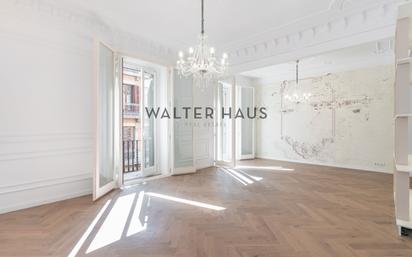 Flat for sale in  Barcelona Capital  with Air Conditioner, Heating and Parquet flooring