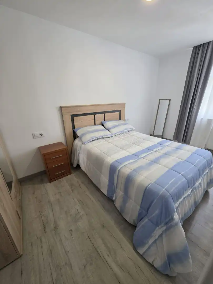 Bedroom of Flat for rent in Ferrol  with Air Conditioner, Heating and Furnished