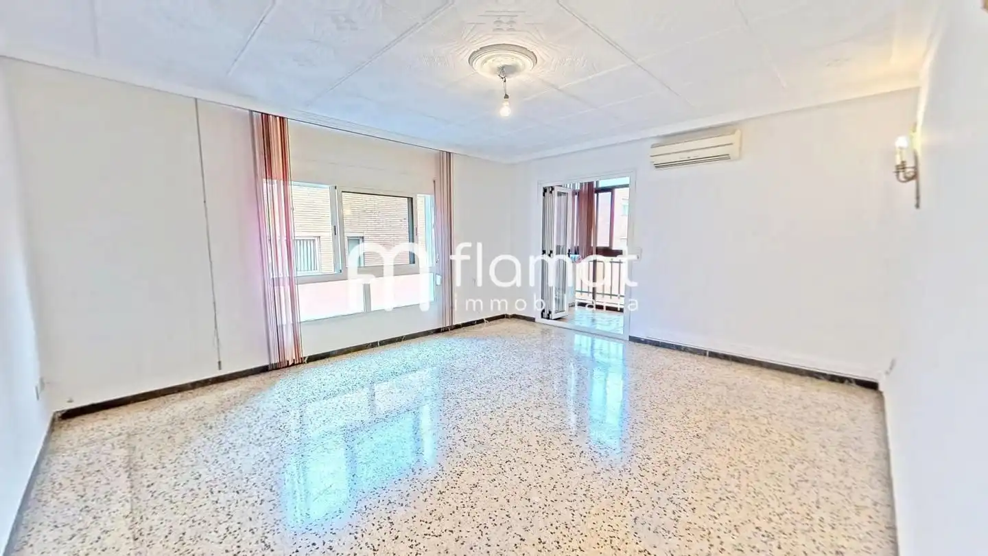 Vista exterior de Piso en venta en Tarragona con Terraza