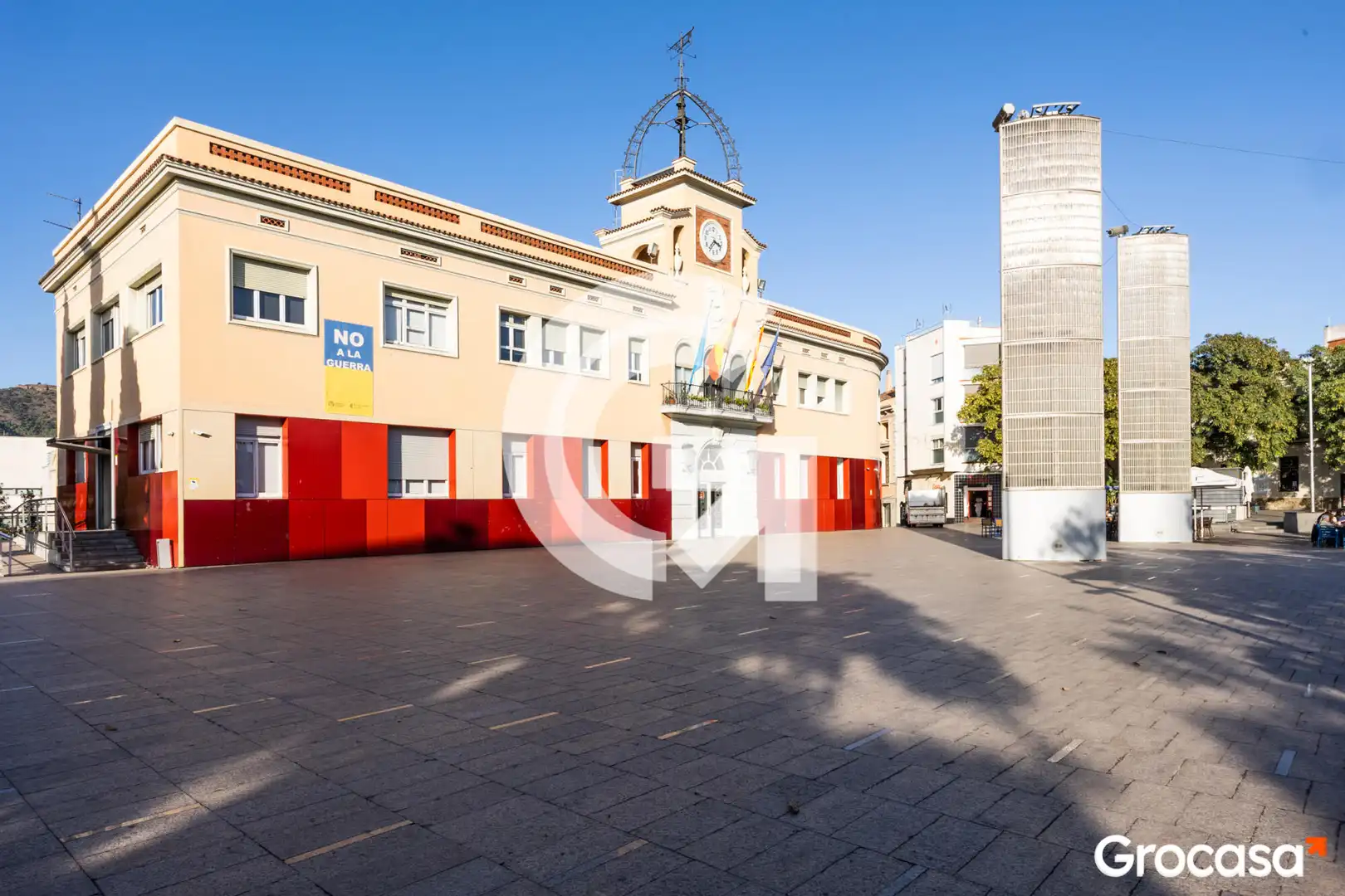 Exterior view of Flat for sale in Santa Coloma de Gramenet  with Oven and Washing machine