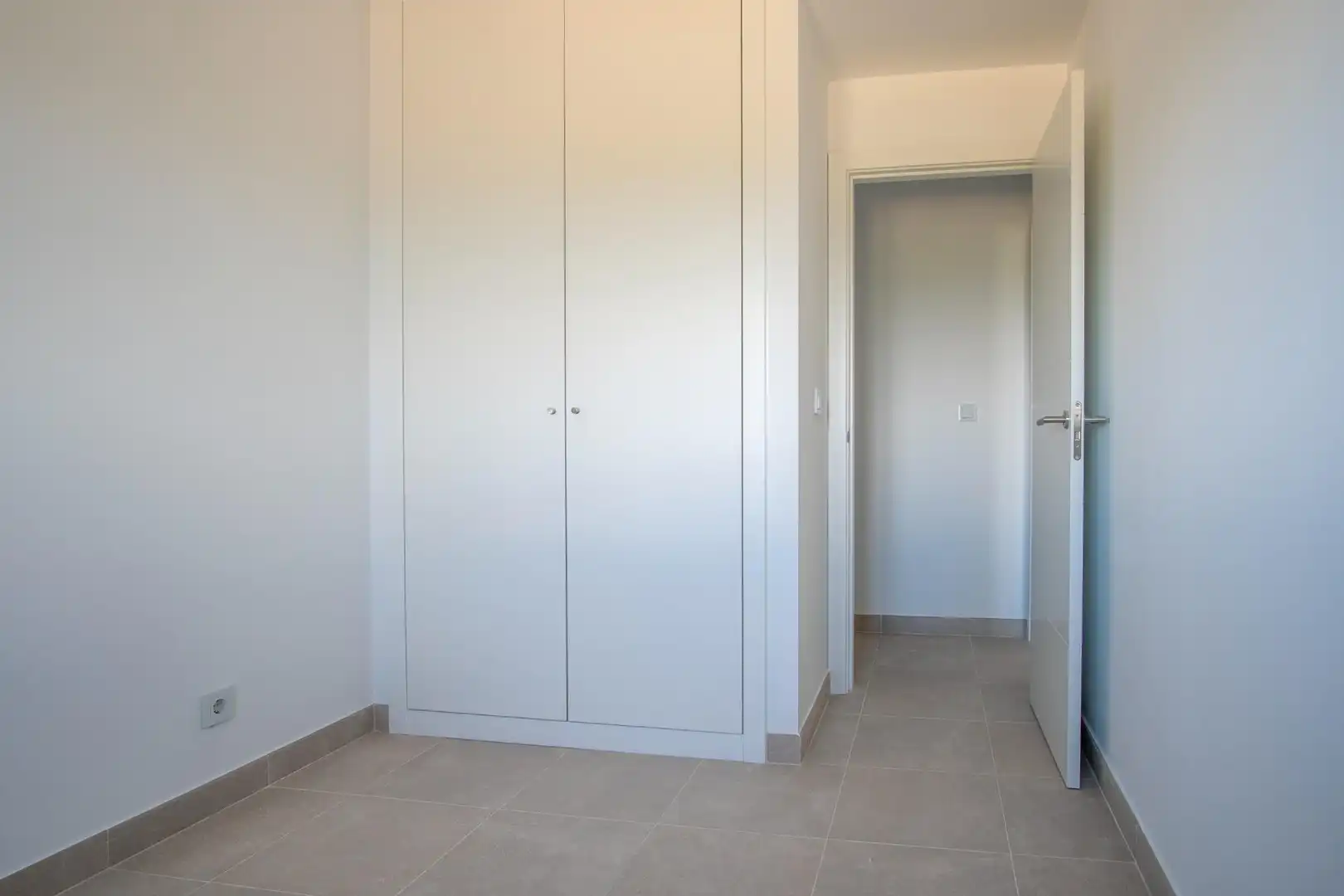 Wohnung zum Verkauf in San Fernando mit Klimaanlage, Heizung und Terrasse