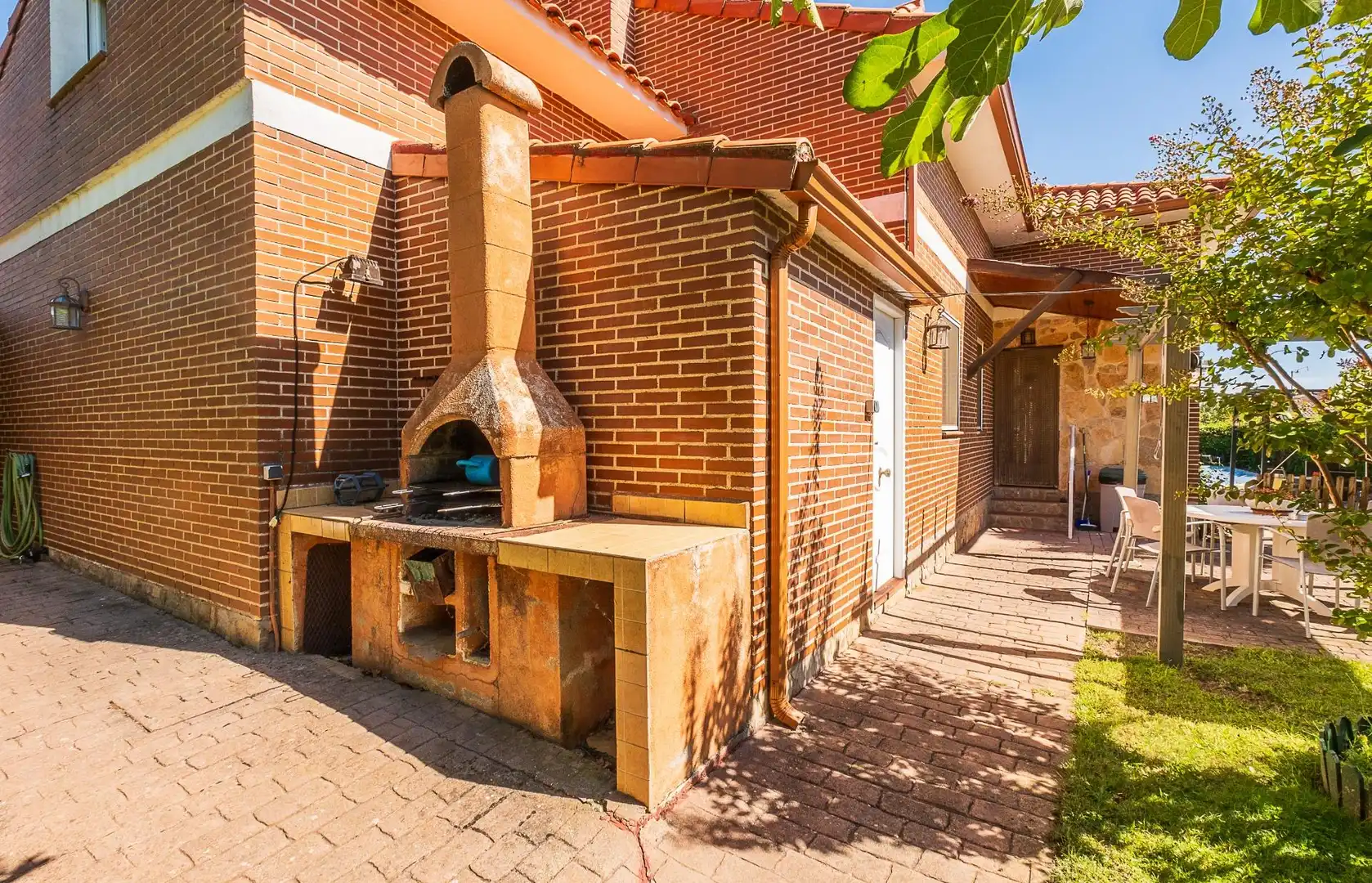 Detached house with pool for sale in Calle BILBAO, imagen 11