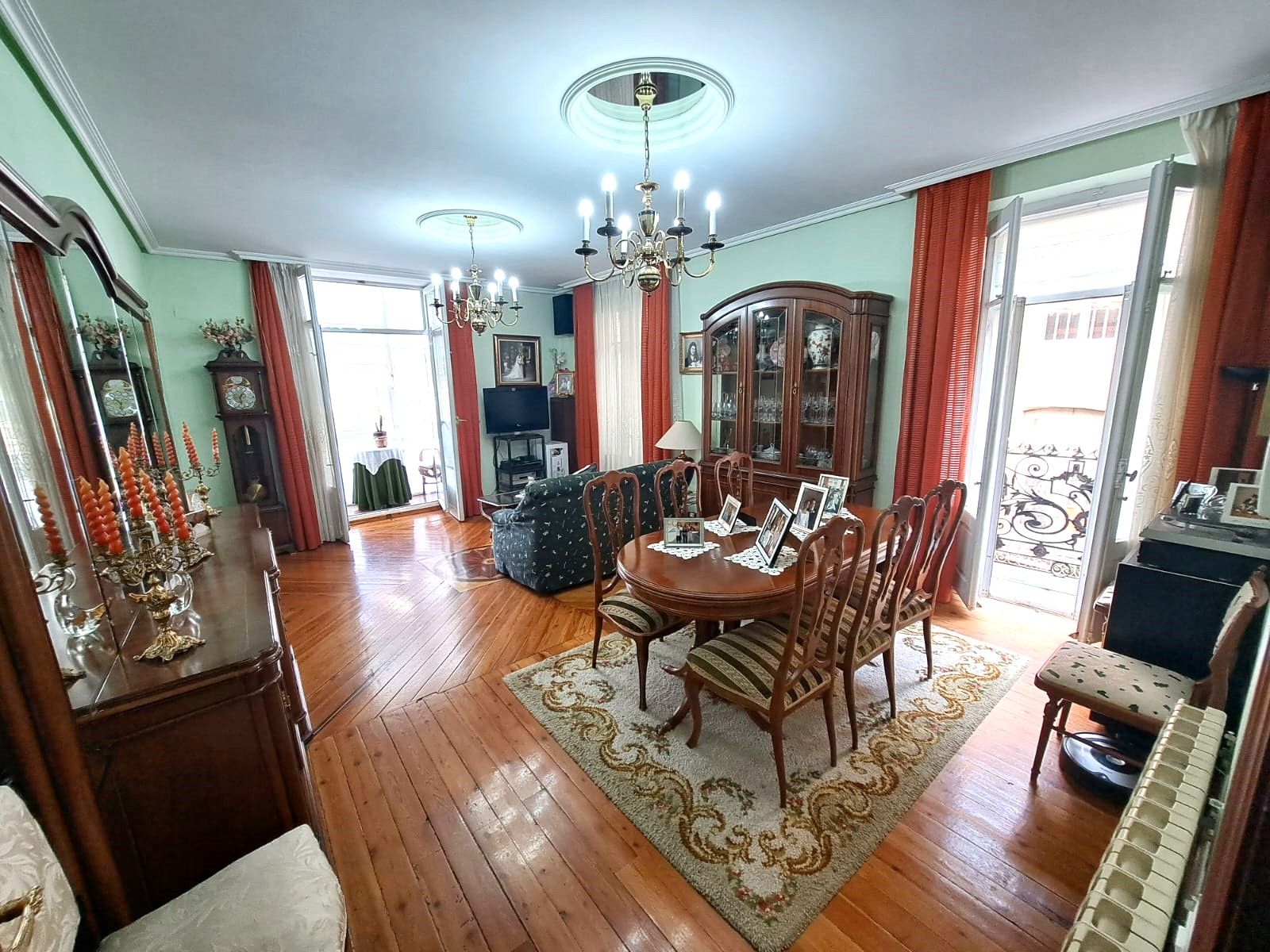 Menjador de Pis en venda en Haro amb Calefacció, Moblat i Balcó