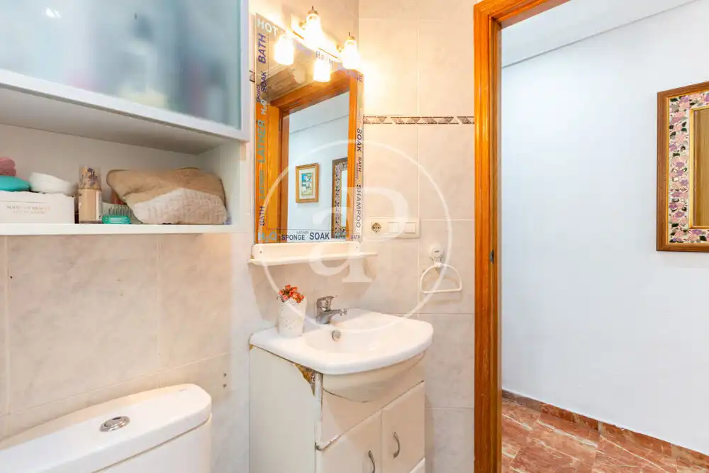 Bany de Àtic en venda en Valencia amb Aire condicionat, Terrassa i Traster