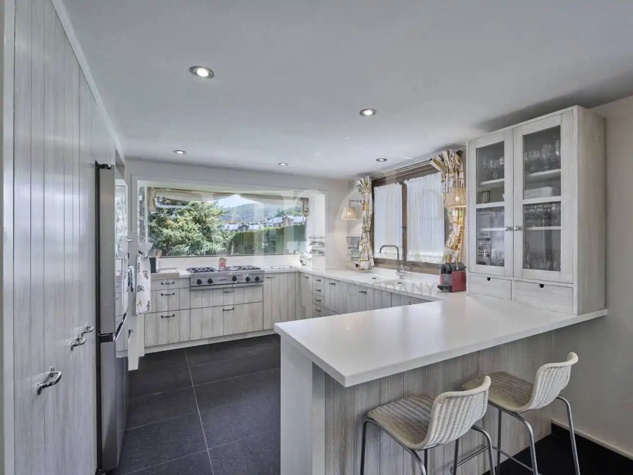 Kitchen of Houses for sale in Alp  with Heating and Parquet flooring