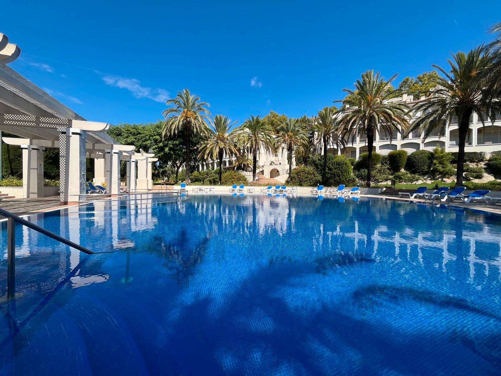 Swimming pool of Apartment for sale in Castell d'Aro, Platja d'Aro i s'Agaró  with Terrace, Swimming Pool and Furnished