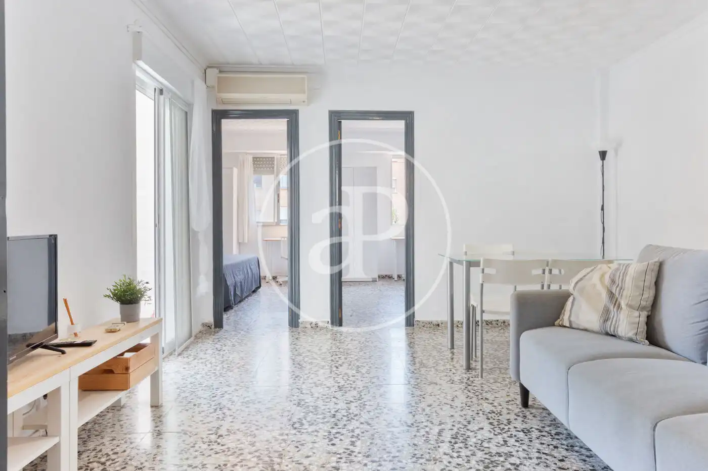 Flat for rent in Pl. Pintor Anglada, L'Illa Perduda