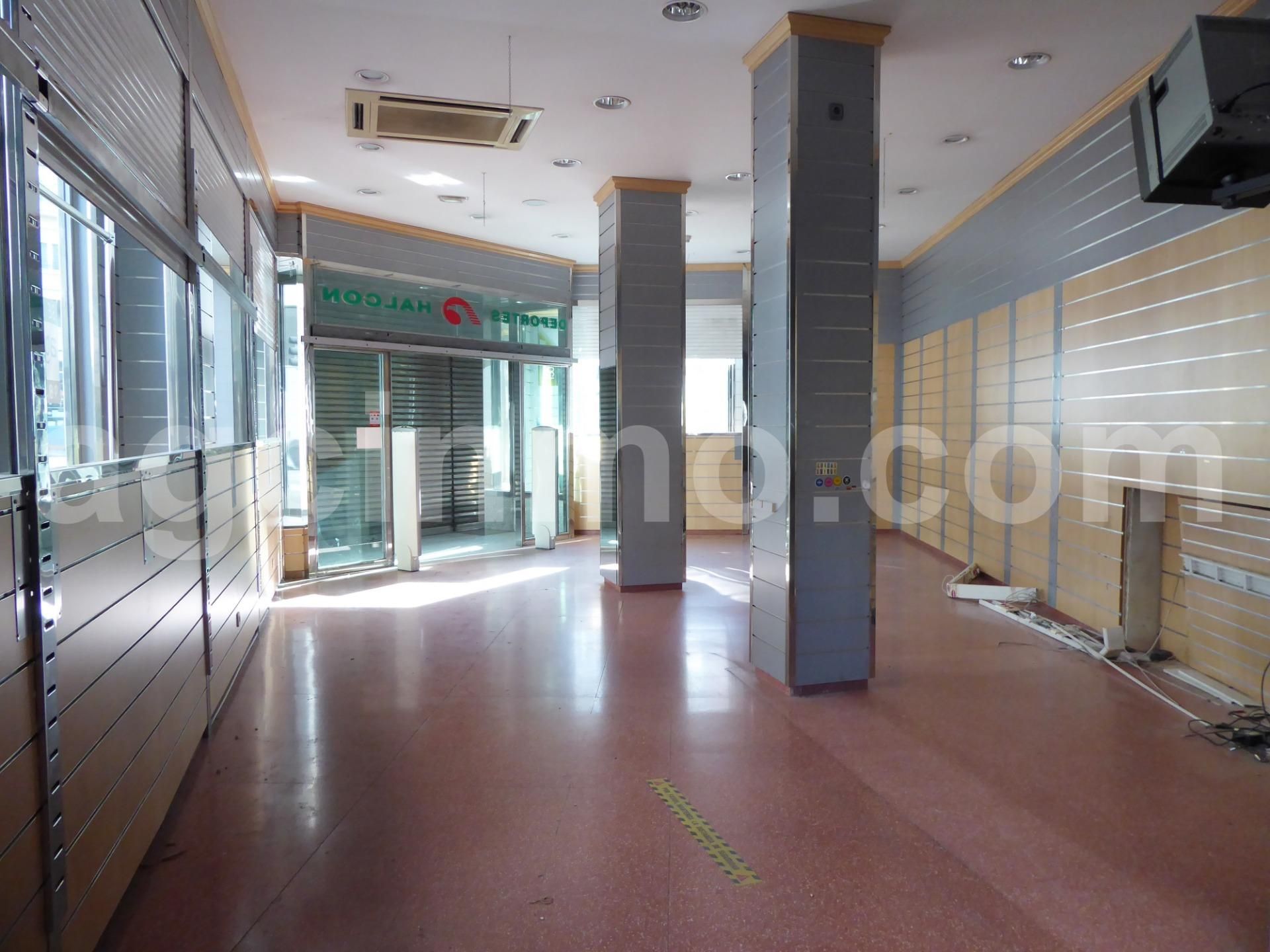 Premises to rent in Valladolid Capital  with Air Conditioner