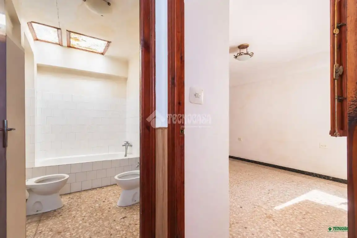 Casa aparellada amb terrassa en venda a Vera Ciudad, imagen 6