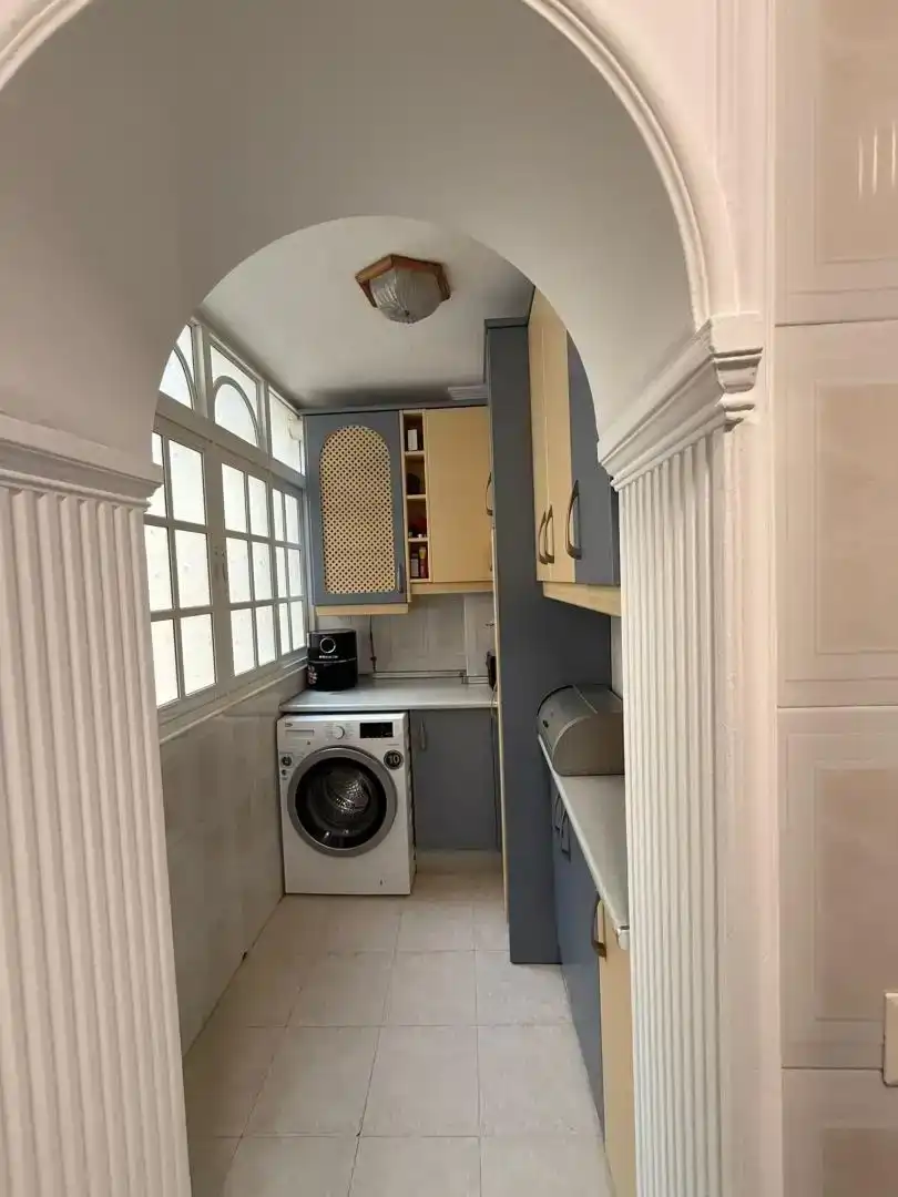 Cocina de Piso para compartir en Málaga con Aire acondicionado, Piscina y Amueblado