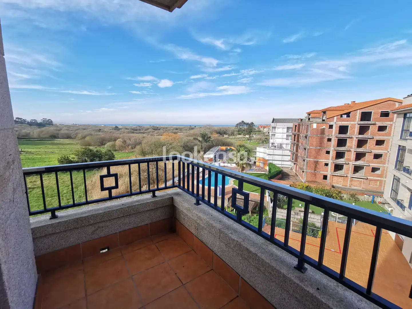 Exterior view of Flat for sale in Sanxenxo  with Heating, Private garden and Parquet flooring
