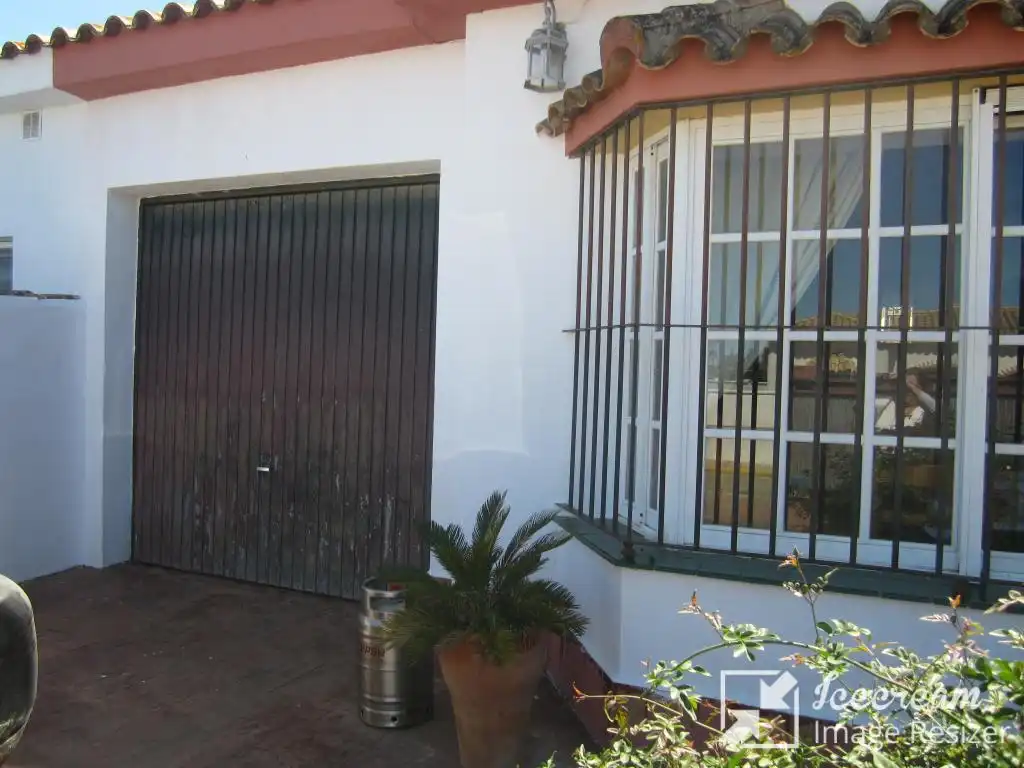 Villa avec jardin à vendre à Calle Lugano, imagen 3