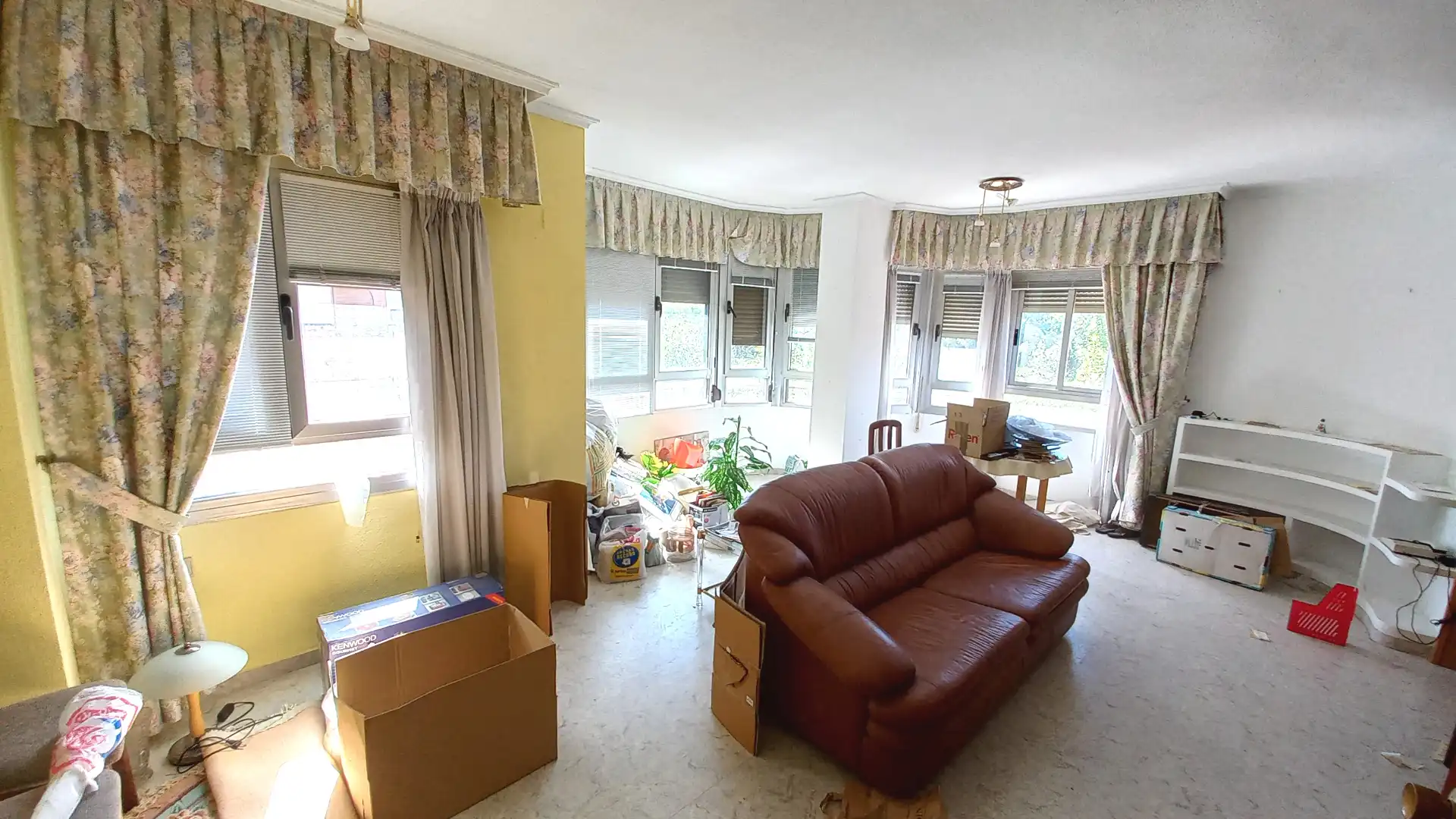 Sala d'estar de Pis en venda en Albacete amb Calefacció i Traster