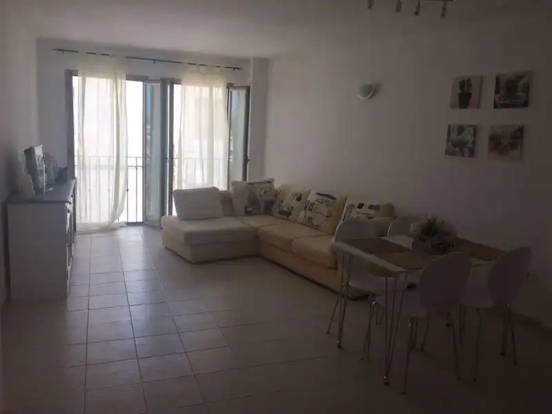 Sala de estar de Apartamento de alquiler en Montuïri con Amueblado, Horno y Lavadora