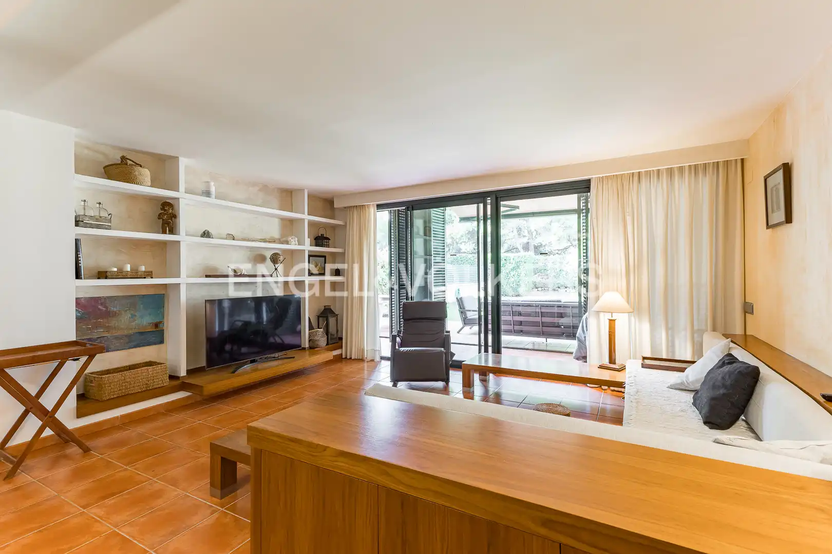 Sala d'estar de Dúplex en venda en Torredembarra amb Aire condicionat, Calefacció i Jardí privat