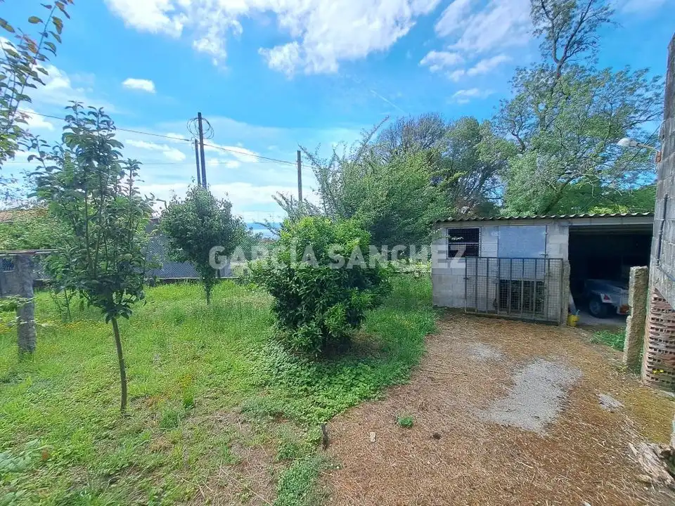 Residencial en venta en Boiro