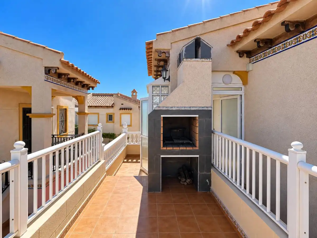 Bungalow with pool for sale in Av. de California, imagen 19