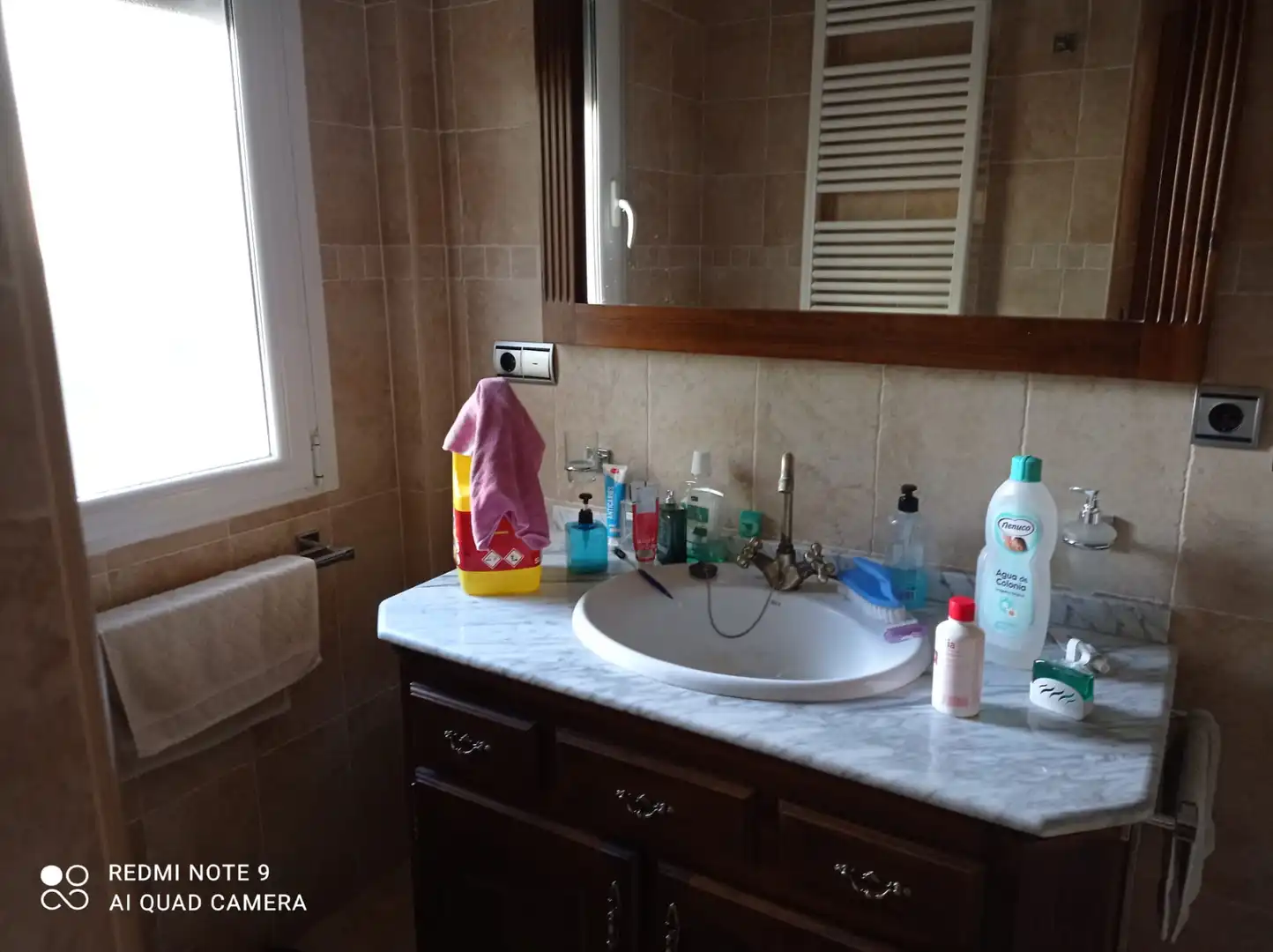 Baño de Finca rústica en venta en Pétrola con Aire acondicionado, Calefacción y Jardín privado