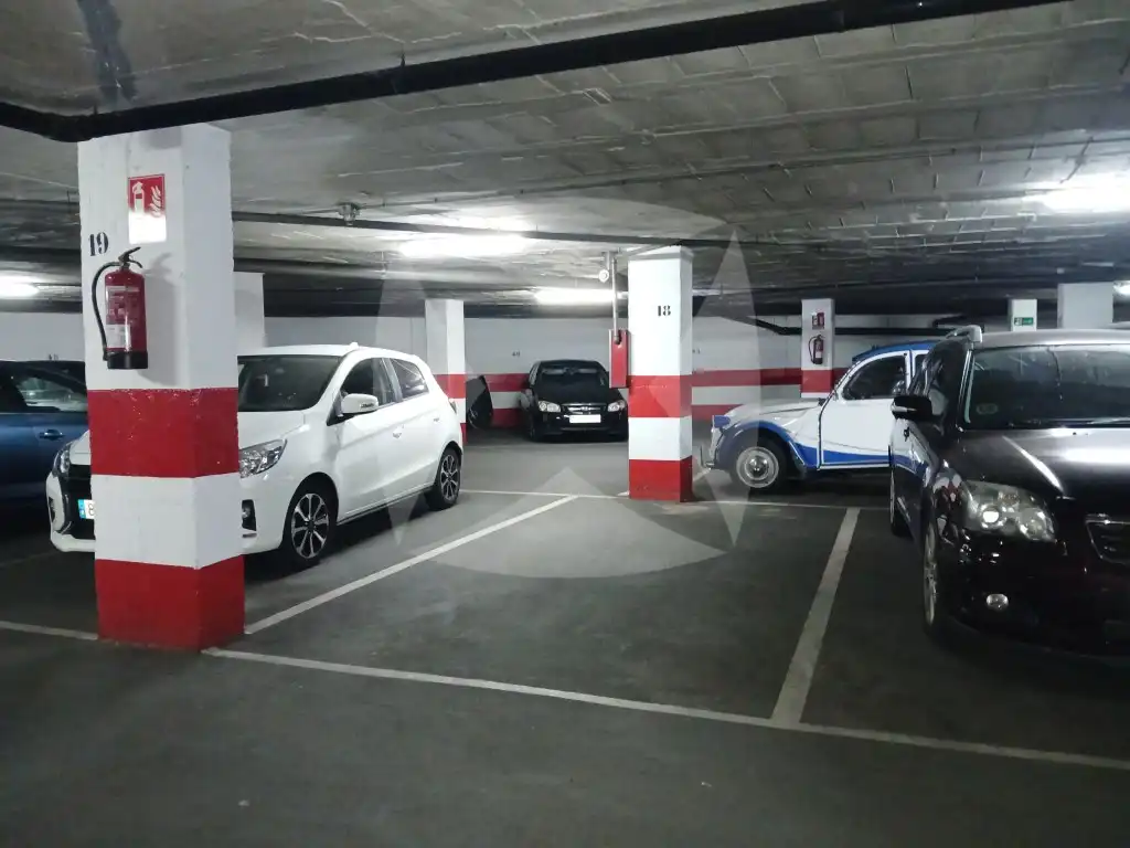 Parking of Garage for rent in Badajoz