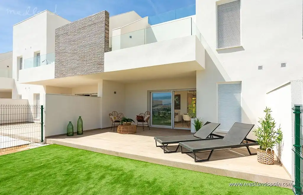 Appartement compact avec piscine à vendre à Algorfa