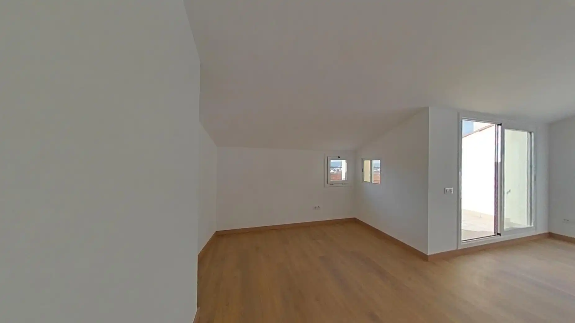 Piso en venta en Av Abat Marcet, Zona Esportiva