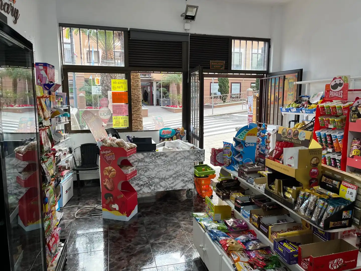 Local en traspaso en Los Realejos con Amueblado
