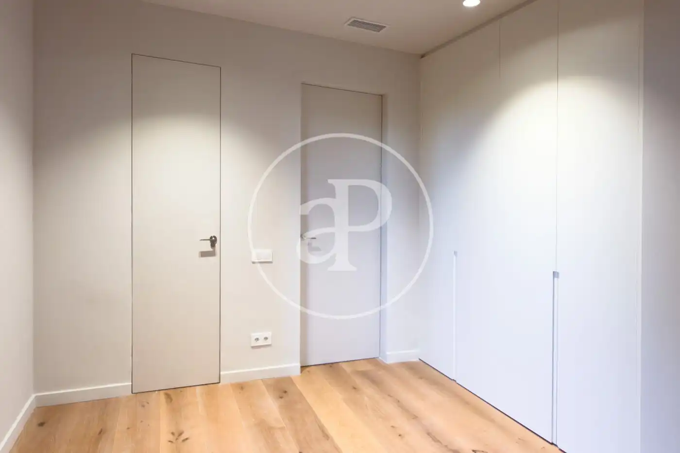 Appartamento con terrazza in vendita a Carrer de la Diputació, imagen 61