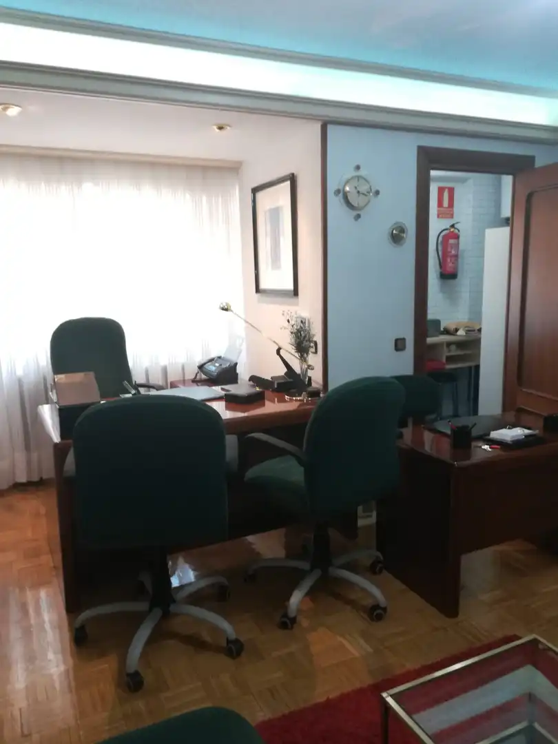 Büro zur Miete in Móstoles mit Möbliert