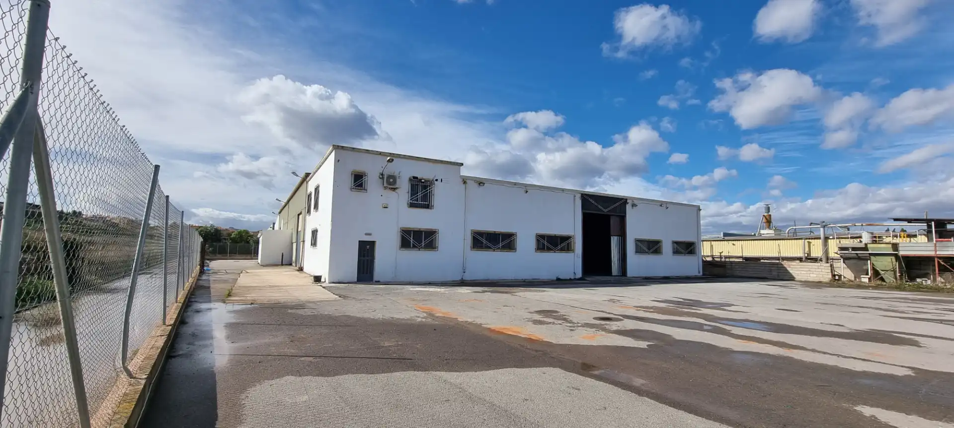 Nau industrial en venda a Camino Entrepinos B, 26, La Coca - La Nia - Vistahermosa