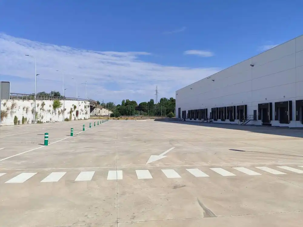 Exterior view of Industrial buildings for rent in Azuqueca de Henares