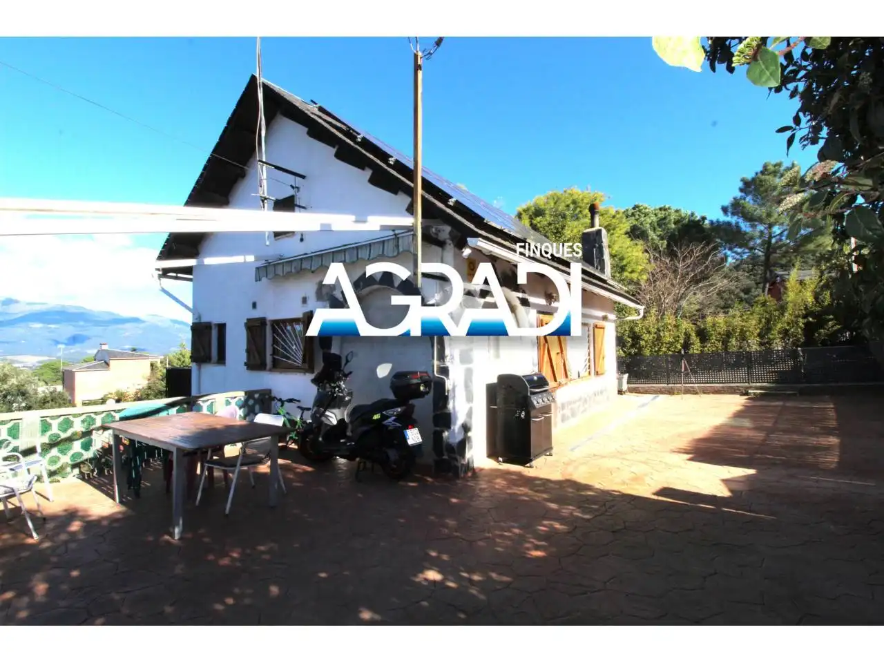 Houses for sale in Vallgorguina