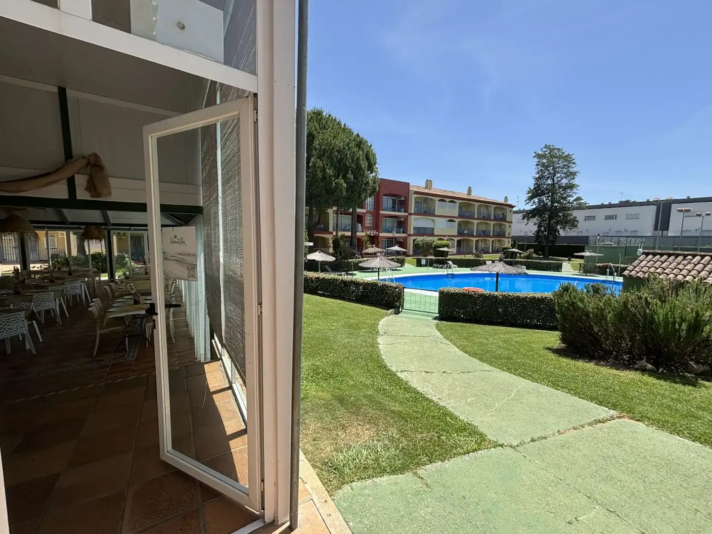 Piscina de Apartamento en venta en Islantilla con Terraza y Trastero