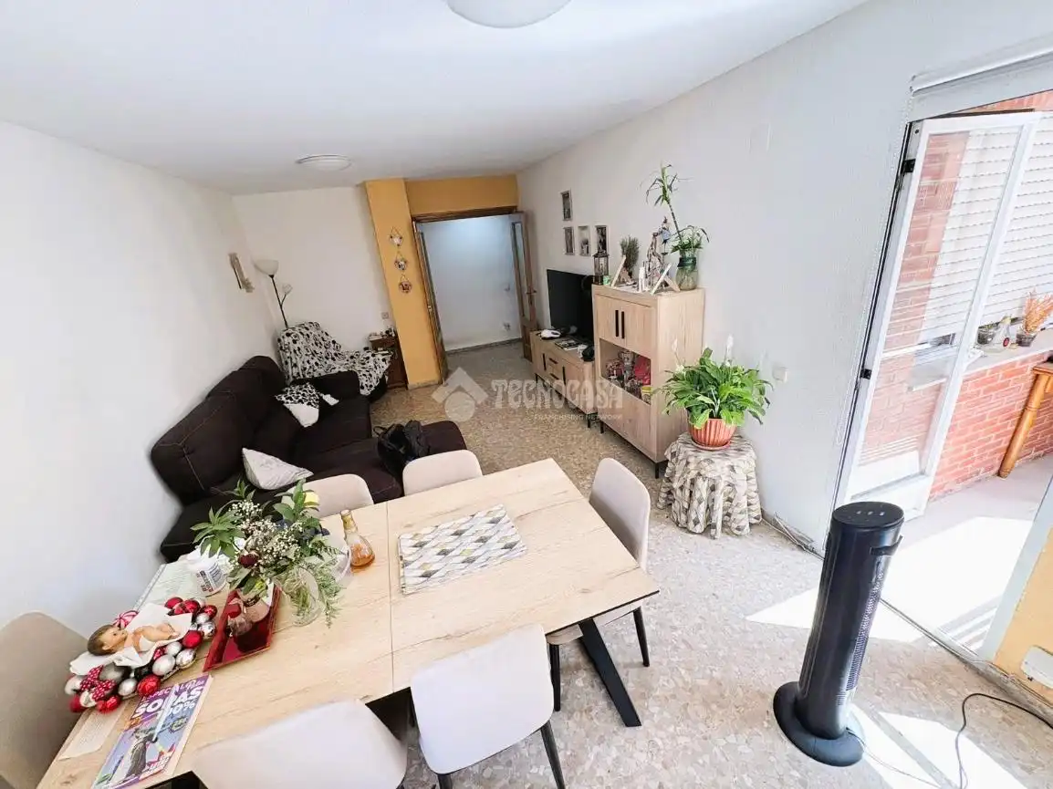 Sala de estar de Piso en venta en Valencia con Aire acondicionado y Balcón