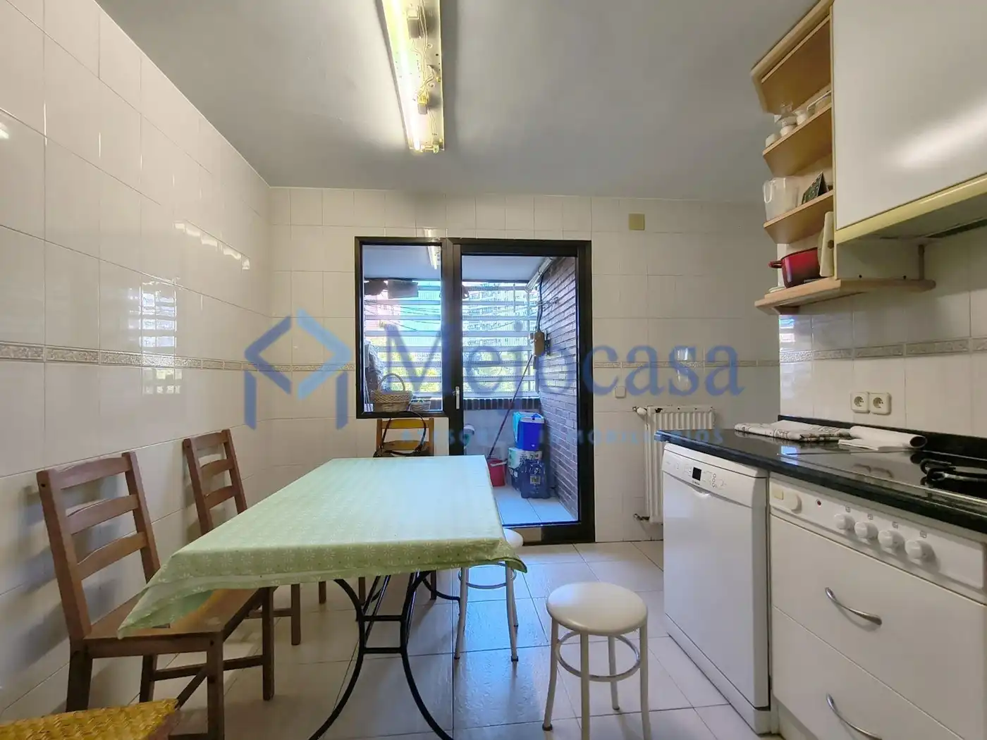Küche von Wohnung zum Verkauf in Fuencarral - El Pardo